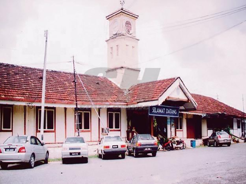 Stesen Keretapi Lama